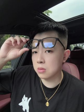 真正适合男生佩戴的老花镜,高清防蓝光久戴也不会头晕,修饰脸型分分钟出大片#老花镜 #防蓝光眼镜