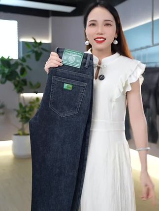 秋季黑灰牛仔裤男款爆款2025新款休闲百搭高腰弹力修身直筒裤子男#休闲百搭#修身版型 #无限回购的宝藏单品