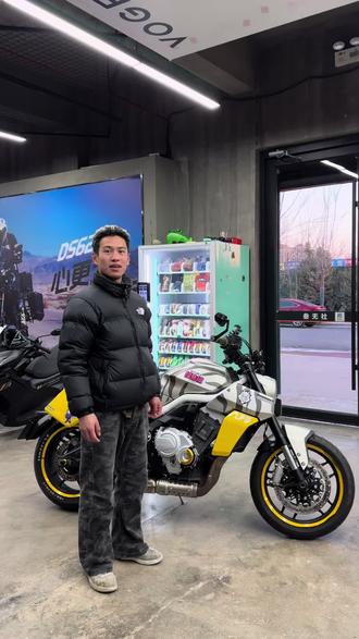 稀有车型,唐刀700#叁无社#机车#烟台摩托车#唐刀700#四缸