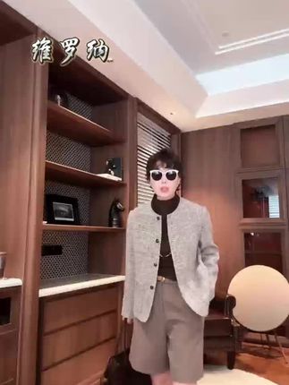 “维罗纳”意式老钱风 山羊反绒立领高奢小香风外套 #显瘦穿搭 #高级感穿搭 #热门 #外套 #水木夫妻