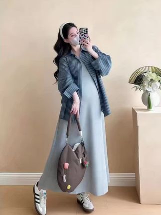 2025新款孕妇套装,夏可单穿连衣裙,早秋搭衬衫,春秋配背心长裙。慵懒风设计,适配多季,舒适时髦。#今天穿什么 #孕期穿搭 #遮肚子藏肉 #孕妇装 #今天穿什么