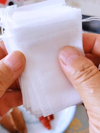 你家炖肉煲汤到处是不是花椒大料#过滤袋 #无纺布过滤袋#生活必备  #生活好帮手 #过滤袋无纺布 @DOU+小助手