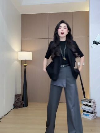 设计感屁帘拼接西装裤裙女秋季新款时尚宽松显瘦百搭假两件阔腿裤#显高显瘦穿搭