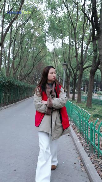 客服:这理解没毛病吧! #电子厂 #一定要看到最后 #万万没想到 #这是什么操作 #小姐姐