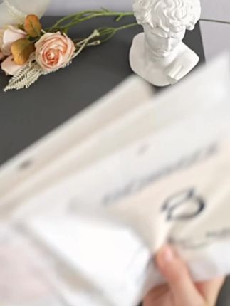 高弹不勒肉不卡臀,质感细腻,冰冰凉凉的真的舒服 #女生必备 #轻薄透气 #贴身衣物 #面料柔软细腻