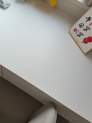 搬新家之前呀,你一定给新房的窗帘绑上这个乔迁绑带,这喜庆的氛围感,真是期待多年,它是多个款式和大小可以,植绒➕金卡材质,我把客餐厅的窗帘还有三个卧室的窗帘都给安排了,这搬新家又不是天天的事,当然我也要记录呀#乔迁窗帘绑带 #乔迁用品 #搬新家必买的东西盘点 #乔迁窗帘蝴蝶结绑带 #乔迁窗帘装饰