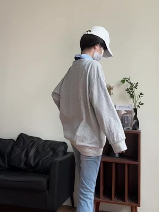 高腰显瘦牛仔裤,穿出复古范儿,不满意可退哦! 姐妹们!秋冬穿啥裤子?这款牛仔裤运费险超划算!#秋季穿搭#牛仔裤#微喇裤#显瘦显高显腿长#梨形身材穿搭大赏