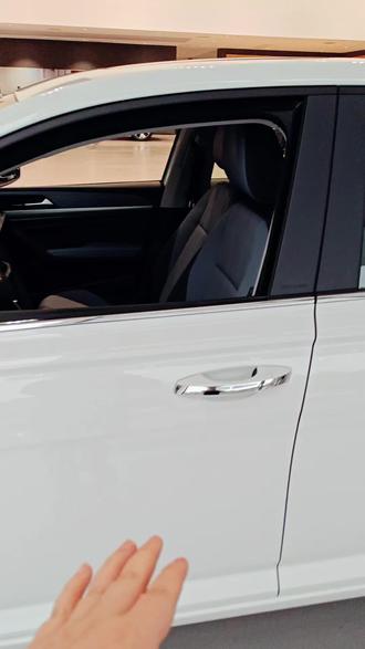 如何打开引擎盖#修车 #修车人#用车小常识