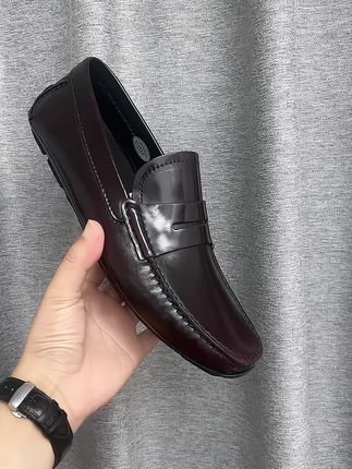 #高品质鞋子 #软底软面穿上超舒服 #一脚蹬 #时尚潮流休闲百搭 #谁穿谁好看@巨量千川