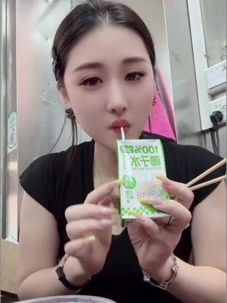 #好东西一起分享给大家 #好物推荐🔥 #椰子水
