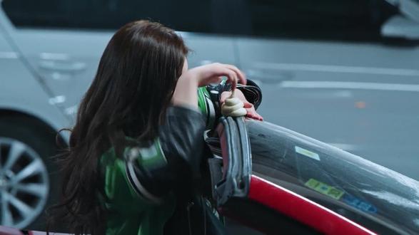 韩国欧巴,大叔,无谓额!#搞笑视频配音 #创作者中心 #创作灵感 #赵露思 #混剪天团