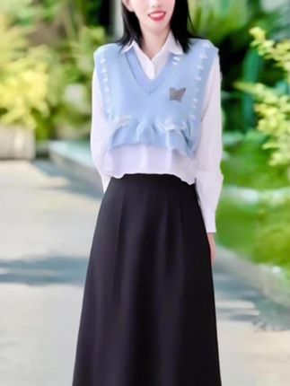156-43绑带蝴蝶马甲针织马甲学院风毛衣坎肩秋冬新款#女装穿搭 #时尚穿搭女装 #无限回购的宝藏单品 #我要上热门 #穿搭配饰