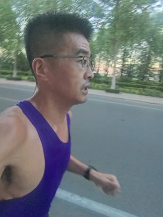 怎样都行,我心越来越平静,#慢跑 #保持清醒