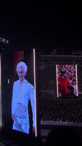 老薛点歌环节 我可以陪你去流浪
#薛之谦