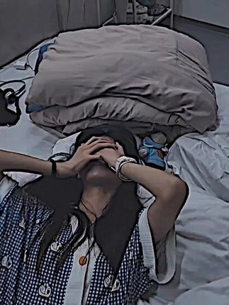 “烛灯下的旧情意谁理 西窗外的良人泣不易.”#戴馨菲 #如果说 #白月光 #甜妹统治世界🎀