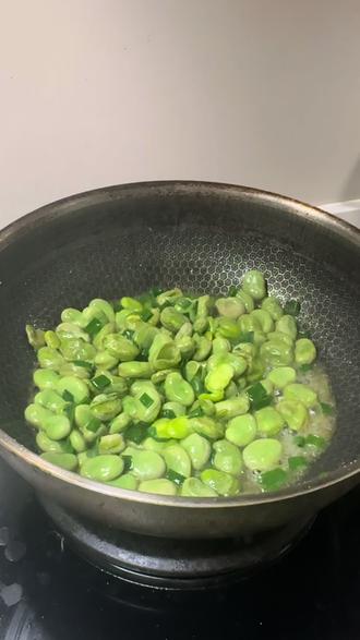 #素拌春菜季节限定 #时令菜 #本帮菜 #蚕豆的家常做法 #葱油蚕豆 @抖音小助手 @抖音创作小助手