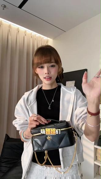 姐妹们,千万不要错过这个包包了#包控 #时尚 #toryburch #包包推荐 #美包分享