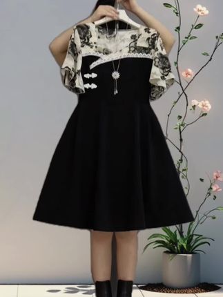 #洋气穿搭#时尚印花拼接连衣裙#大码宽松#遮肉显瘦#谁穿谁好看