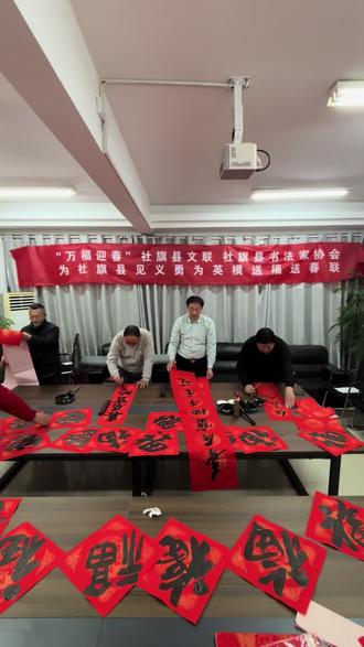 河南今日天气 郑州:雾转阴3℃/-2℃,开封:雾转阴4℃/-1℃,洛阳:雾转阴2℃/-2℃,平顶山:阴3℃/-1℃,安阳:雾转阴3℃/-5℃,鹤壁:阴4℃/-4℃,新乡:小雨转阴3℃/-3℃,焦作:雾转阴4℃/-1℃,濮阳:阴4℃/-2℃,许昌:阴4℃/-3℃,漯河:小雪转阴4℃/-1℃,三门峡:阴2℃/-3℃,南阳:阴5℃/-1℃,商丘:雨夹雪转阴4℃/-2℃,信阳:雨夹雪4℃/0℃,周口:雨夹雪转阴4℃/0℃,驻马店:小雪转阴1℃/0℃,济源:雪转阴3℃/-2℃