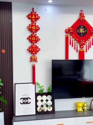 红红火火的中国结挂在家里喜庆吉祥#中国结#居家饰品#新家入住 #家有喜事#喜庆挂件铃铛