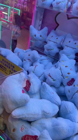 今天带小蓝、小绿、小红三小只#抓娃娃 都运气不错各有收获🤟🤟