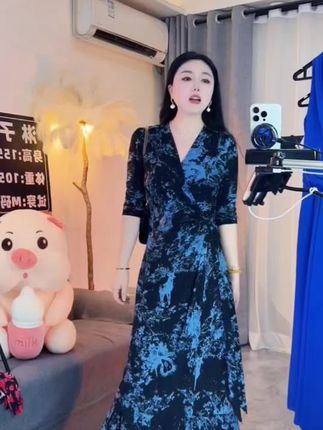 #女士穿搭 #气质优雅 #裙子 #秋季新款