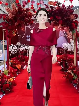 #喜婆婆喜妈妈 #婚庆礼服#时尚减龄穿搭 #气质穿搭 #知性优雅 #简约大气