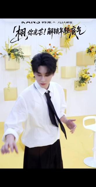 两个伟大的镜头签由此产生了~#雷 #朋 #镜头签