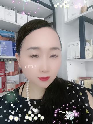 #生活 忙也要记得善待自己,#隔离霜给你不一样的体验 ,有皮肤问题随时欢迎打扰店名江安金桥小区《岁月无忌》美容美发店