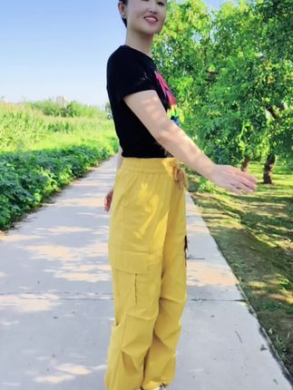 生活可能 并不完美,但你的勇敢,乐观和努力,本身就是最珍贵的答案!新的一天,加油✊✊️✊️✊️✊️✊️