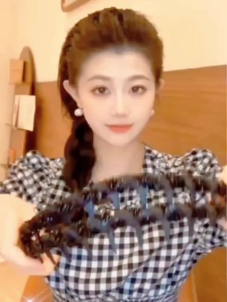 #创作灵感 #发箍这样戴好美 #美出新高度 #优雅气质 #巴黎王妃发箍
