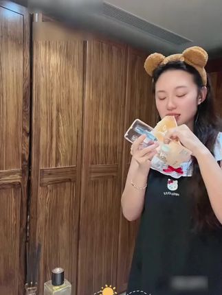 孩子的牙刷真的要定期更换,这款凸面牙刷不仅好看还巨好用呢!妈妈们,真的可以给孩子试试!#牙刷#凸面牙刷#