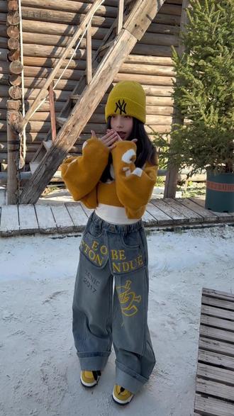 【酷哒仔】女童美式字母针织毛衣加绒双腰牛仔裤子打底衫三件套装 #时髦精 #高品质童装 #冬季必备 #今日穿搭look