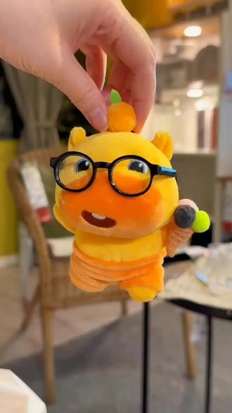 这是冰淇淋水䐁噜噜 #可爱萌娃 #这水䐁噜噜毛绒绒的好玩#这水䐁噜噜摸着舒服#这水䐁噜噜真可爱#这水䐁噜噜大家都爱