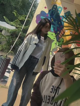 上船不思岸上人,下船不提船上事旧人无需知近况,新人不必问过往,人生聚散本是常事,起心动念皆是因,当下所受皆是果; 一念执着万般艰苦,一念放下便是重生。#做个酷女孩