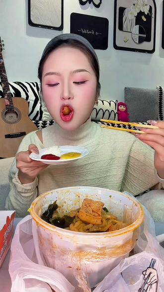 如果全世界都指责你 那我带你去吃刘文祥❤️#紫薯精 #刘文祥 #麻辣烫 #一日店长