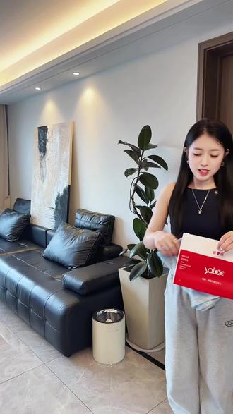 妈妈们,孩子进入发育期,内裤挑选比大人还重要,可以试试这种专为青少年设计的内裤,舒适透气不闷热,运动部黏腻,很适合爱运动的孩子,50-190斤的孩子可以穿!#贴身衣物 #好物推荐🔥 #面料柔软舒适 #宝妈推荐