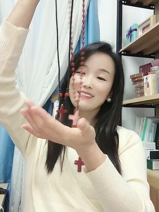 红玛瑙玉石项链来喽!有证书保真,加长款胖瘦都能戴!秋冬做毛衣链特别好看!#红玛瑙项链#玉石项链#时尚百搭#戴出高级感