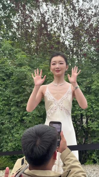 周冬雨故事主理人#故事幻城 #redgala #周冬雨