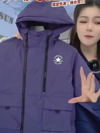 Converse匡威儿童冬季保暖舒适短款羽绒服 冲锋衣#户外出游 #时尚休闲穿搭 #羽绒服 #冲锋衣 #高品质童装