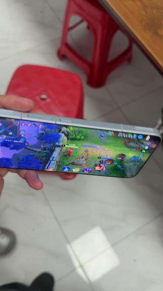 游戏机皇IQOO15Ultra,也能被苹果用户嘲讽打游戏不行?!#IQOO #IQOO15 #IQOO15Ultra #iPhone17Promax #苹果