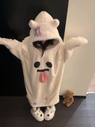 拜托了好朋友 天冷我也会收到你送我的可爱鬼睡袍的对叭#睡袍 #阔爱炸了 #可爱鬼睡衣