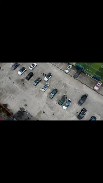 星途ET5智驾大赛获亚军!
弯道精准切弯+窄巷灵活穿行
智驾实力藏不住🔥
速戳看高能操作→
#猎鹰智能辅助驾驶系统
#中国智驾第一梯队
#一段式端到端有多丝滑
#零接管猎鹰智驾再证智驾实力