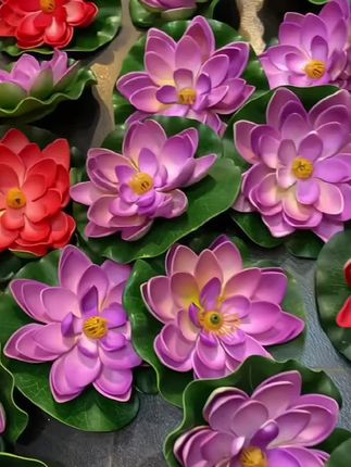 仿真荷叶莲花装饰 仿真荷叶荷花 漂浮睡莲假荷花 鱼缸水池装饰莲花#仿真荷叶荷花 #鱼池造景