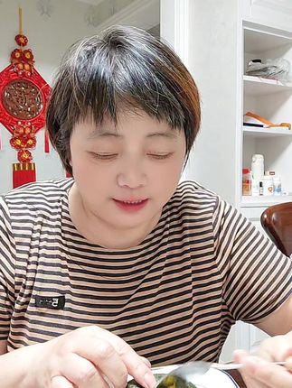 #贝贝南瓜# 贝贝南瓜4.5斤板栗小南瓜正宗斤新鲜老南瓜粉糯香甜宝宝辅食蔬菜#好物推荐🔥 @DOU+小助手