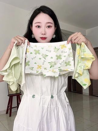 巨巨高品!面料柔软舒适,上身没有舒服,品质嘎嘎好!妈妈们放心冲#贴身衣物 #春秋新款 #面料柔软舒适 #女童短裤 #宝妈推荐