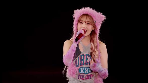 今日推荐歌曲 IstanU I stan U(韩文名:관객이 될게,意为 “我会成为你的观众”)是韩国创作歌手 IU(李知恩)于 2024 年 2 月 20 日通过 EDAM Entertainment 发行的歌曲,收录在其迷你六辑《The Winning》中,由 IU 作词,歌词聚焦于欣赏对方细微之处,如 “细小缝隙间的一毫米,它让你变得不同”,表达愿意成为对方生活中热情观众,无条件支持其做自己,无论对方选择民谣、迪斯科、嘻哈等何种风格道路都始终信任与追随。#iu李知恩 #IU #iu全世界最好的李知恩