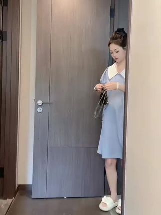 时尚孕妇2025新款孕妇装连衣裙夏装娃娃领宽松甜美夏款孕期裙子#夏季穿搭 #时尚孕妇装 #孕期穿搭 #不一样的孕妇装 #甜美穿搭