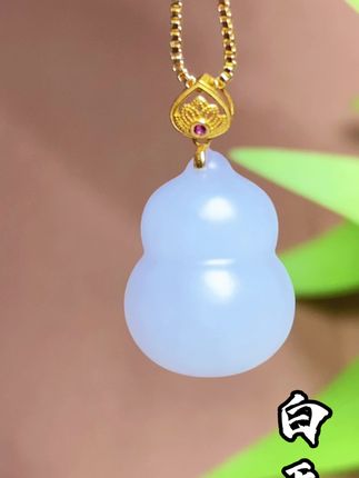 #新疆和田玉 #每曰分享 #珠宝首饰 #吊坠 #精致女人必备