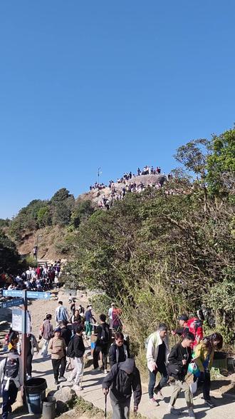 真我gt8pro真实续航深圳梧桐山爬山不带充电宝 爬山高强度使用手机测试真我gt8pro真实续航,拍照#真我gt8pro #理光